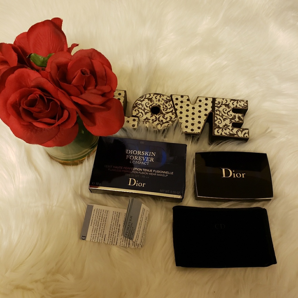 Authentic dior forever Compact 030
